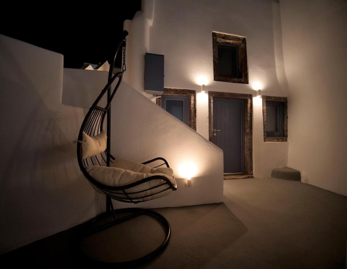 Oinos Luxury Suites Foinikia  ภายนอก รูปภาพ