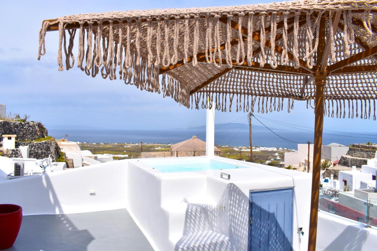Oinos Luxury Suites Foinikia  ภายนอก รูปภาพ